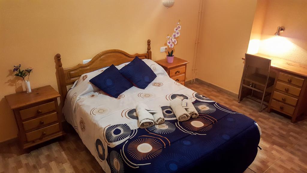 Hostal El Caminero Purullena Bagian luar foto