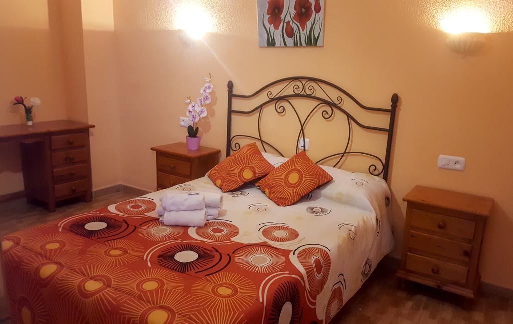 Hostal El Caminero Purullena Bagian luar foto